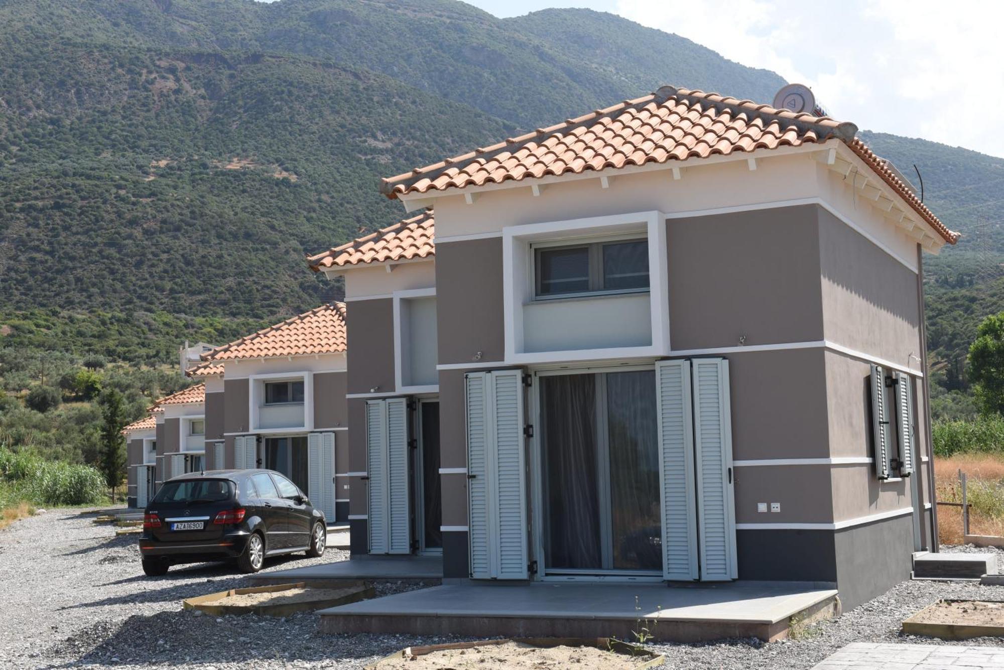Alati Apartments Paralia Sergoulas Exteriör bild